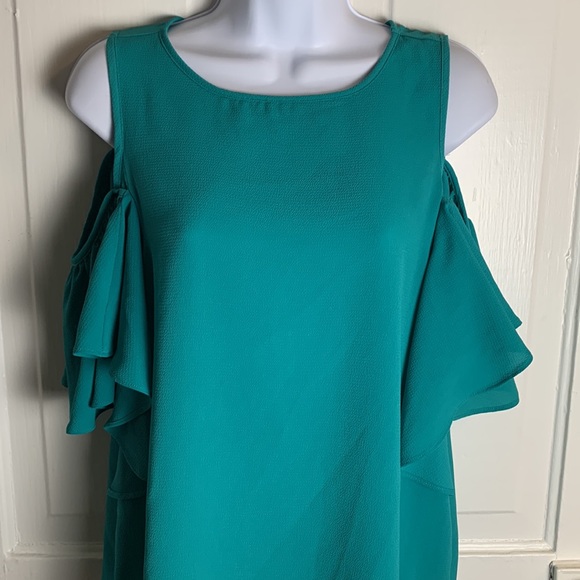 Trendy JS Cold Shoulder Blouse Size M - Picture 2 of 8